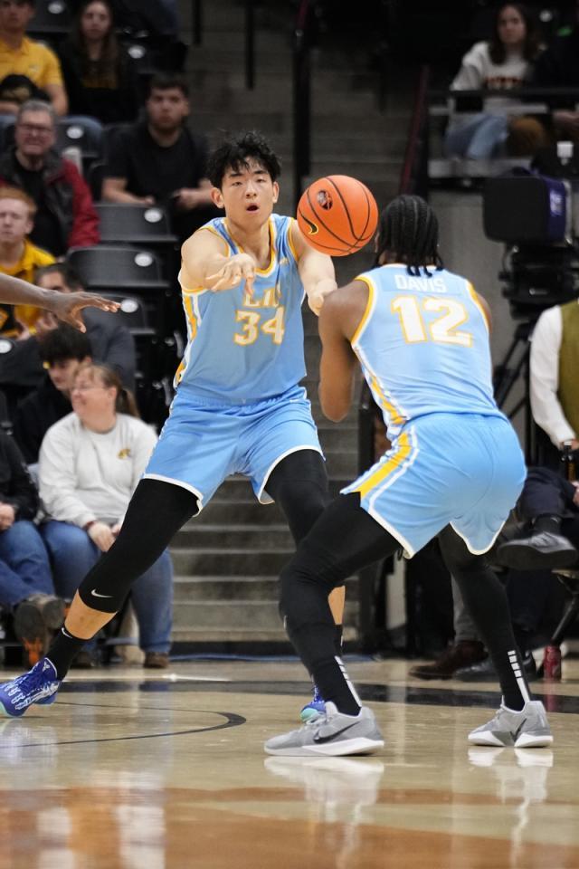 开云手机注册-中国男篮留洋球员报告(二):两人获得NCAA首发机会