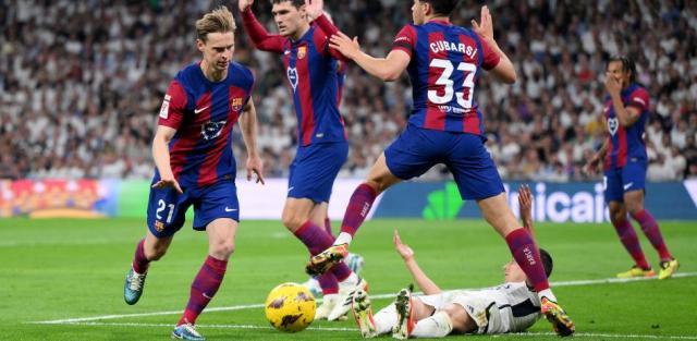 开云手机注册-世纪大战巴萨又被黑？裁判又全责？